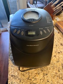 Hamilton Beach 2-Lb Bread Maker – Never Used