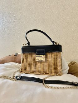 Ratan Box Bag With Handle
