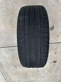 225/40/R19 Pirelli tire