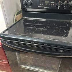 BLACK GLASS-TOP STOVE CERAMIC TOP & COIL-TOP