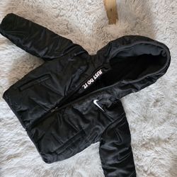 winter warm Nike just do it jacket like new 12m