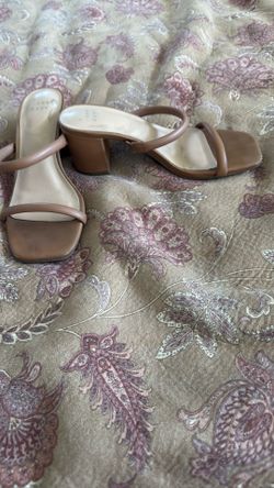 Heels $15/ Size 5