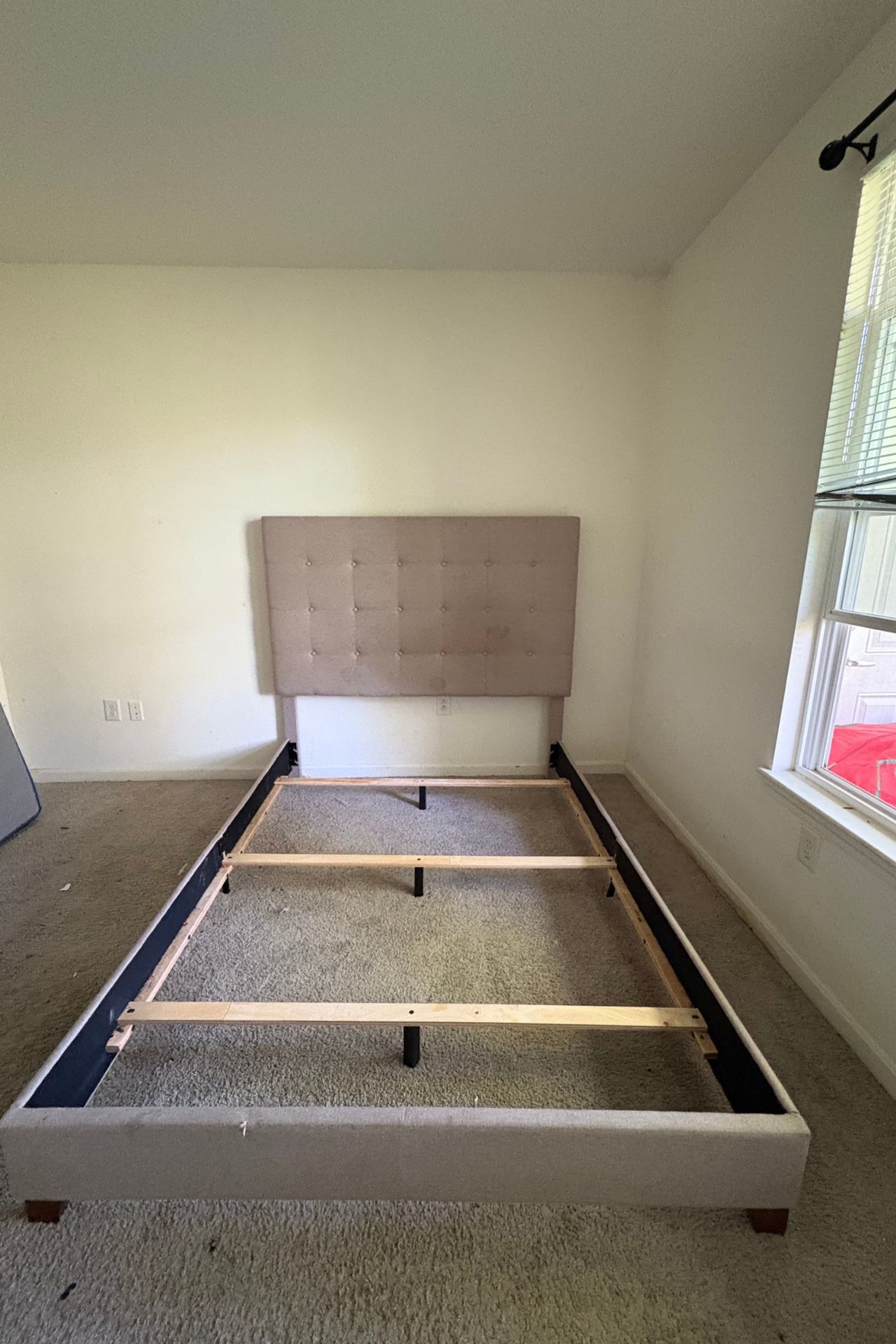 Bedroom Set – Grey Nightstand & Beige Bed Headboard – Solid Wood