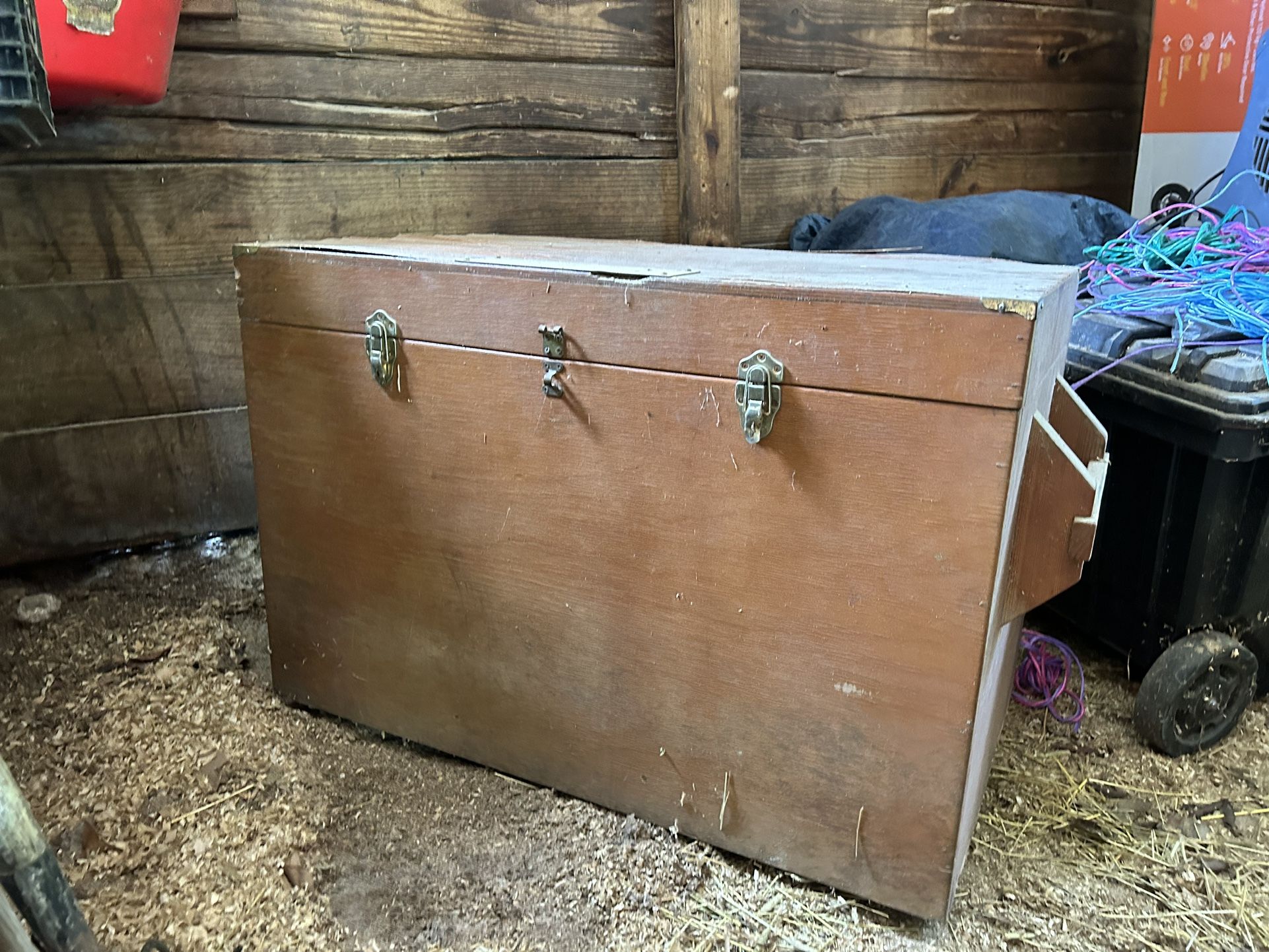 Tack Trunk