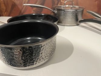 Pounded Metal Pan Set, Frying Pans And Sauce Pans