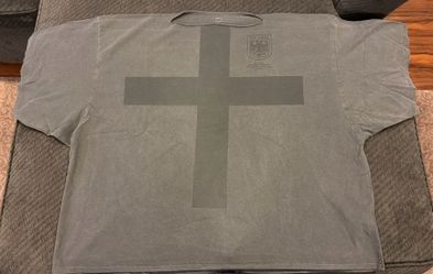 Yeezy Vultures GRAY (Size 3) L/XL T-shirt