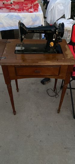1940-50s singer sewing machine