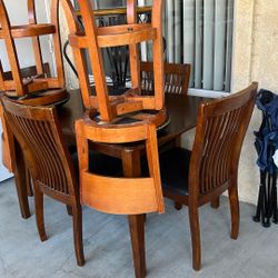 Selling This Set If Brown Furniture Need Gone 