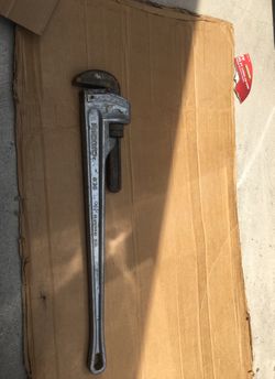 Rigid Aluminum 36 in pipe wrench