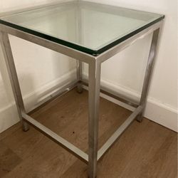 Crate And Barrel End Table Glass And Chrome