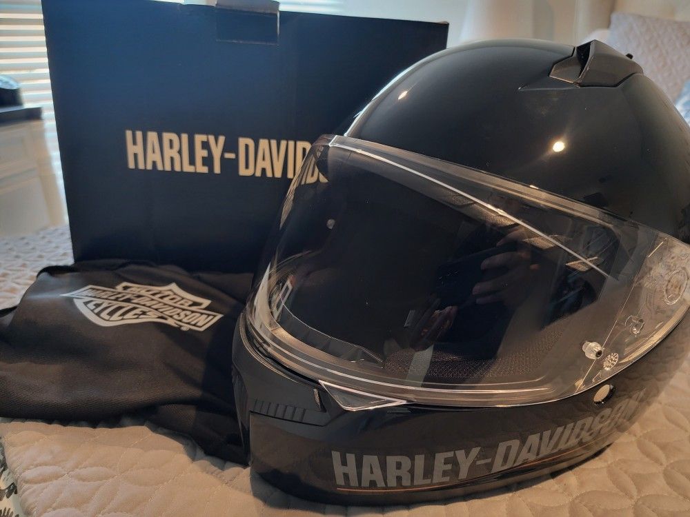 NEW HARLEY DAVIDSON HELMET