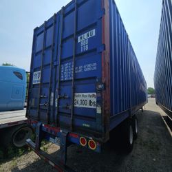 53 Ft Chassis With Container 