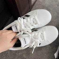 Adidas Brand New Shoes 