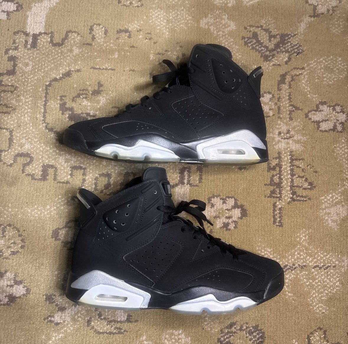 Jordan 6 Chrome
