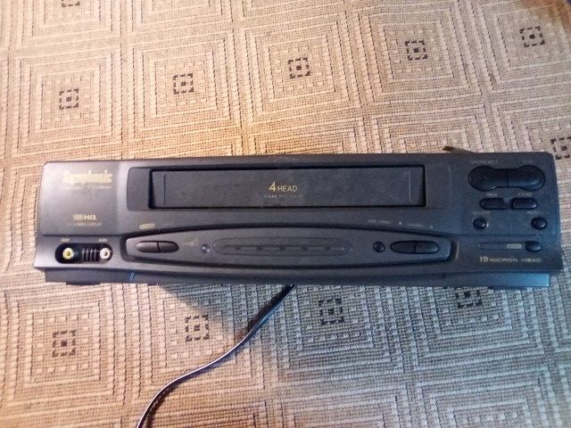 Symphonic Vcr 4 Head Vhs Player