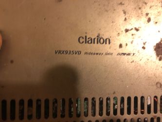 Clarion hideaway unit VRX935vd