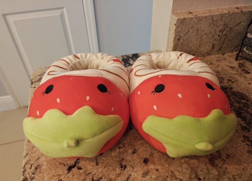 Squishmallow Slippers Size 2/3