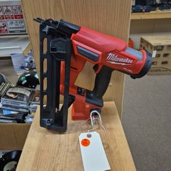 NEW Out Of Box Milwaukee M18 16 Gauge Finish Nailer Tool Only