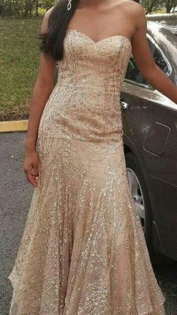 Beautiful Gold prom/homecoming dress
