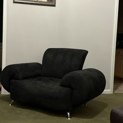 Black Contemporary Sofa And Chair