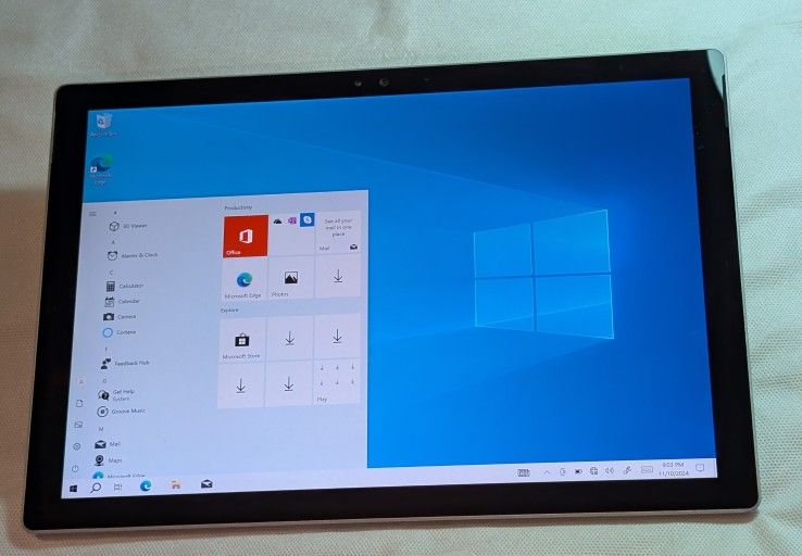 NICE MICROSOFT SURFACE PRO 4 WINDOWS TABLET i7 256GB 8GB RAM 