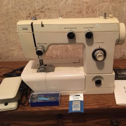 Montgomery Wards Sewing Machine 