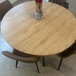 45.3”L Modern Kitchen Dinning Table W/4 Brown Leather Chairs