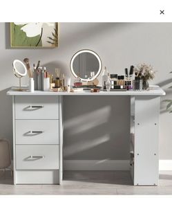 Vanity desk