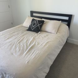 Queen Metal Platform Bed