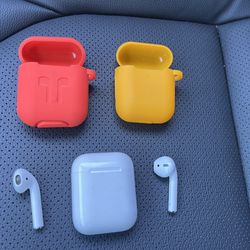 AirPods for sale (just upgraded )