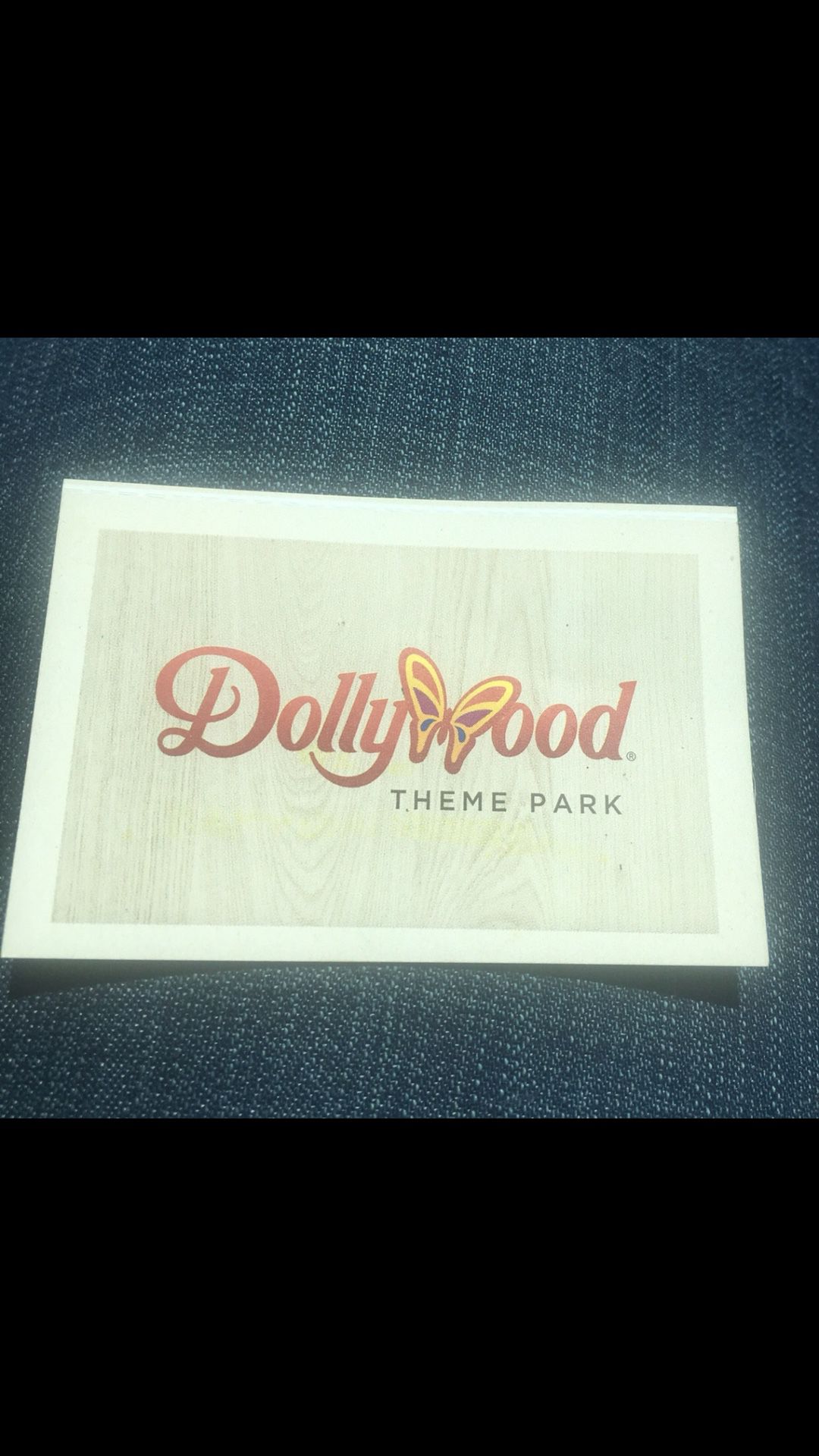 4 Dollywood Tickets