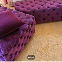 new 2 piece velvet royal plum bench/ottoman set  make offer NEGOTIABLE 