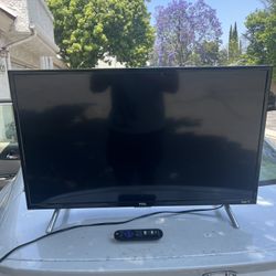 32 INCH ROKU TV SELLING IMMEDIATELY 