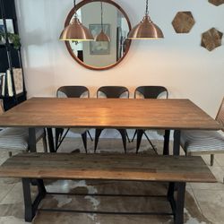 Modern Farmhouse Dining Table & Chairs