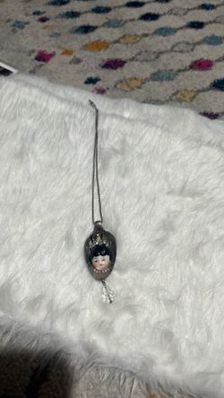 VINTAGE PORCELAIN DOLL NECKLACE