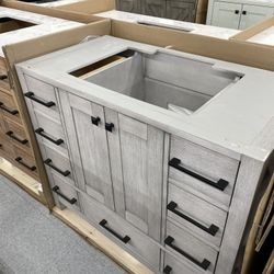 Bathroom vanity cabinet 42” solid mango Quartz top with sink and backsplash 