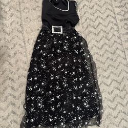 Witch costume