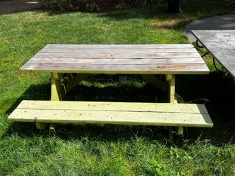 FREE Picnic Table