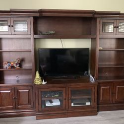 Tv stand with book shelves