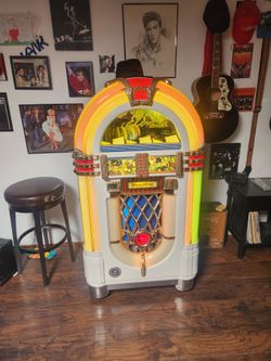 1996 Wurlitzer "One More Time" 1015 CD Jukebox - Elvis Presley Limited Edition