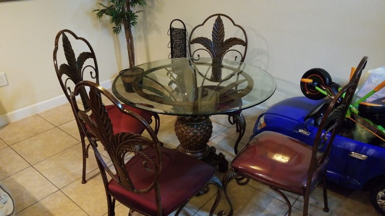 Dining Table and chairs