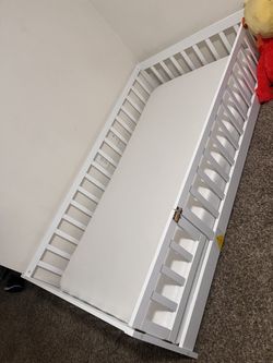 Twin Floor bed (NEW)
