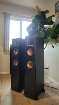Pair Of 2 Klipsch VI Rf82