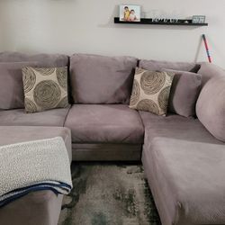 Couch With Ottoman 
