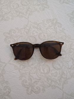 Ray-Ban RB4259 sunglasses in the "Tortoise" frame with "B-15 Brown"