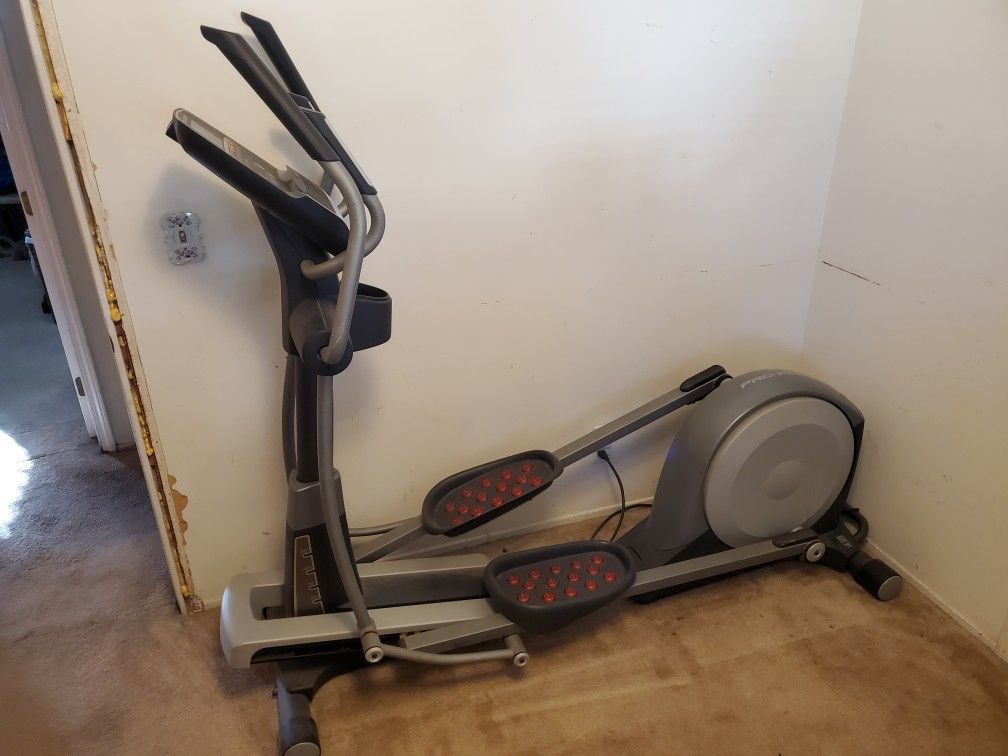 Pro Form iFit Elliptical Machine  FREE!!