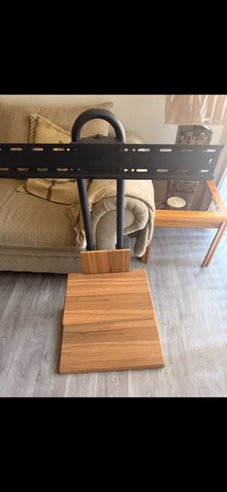 Entertainment Stand For Up To 70 in TV