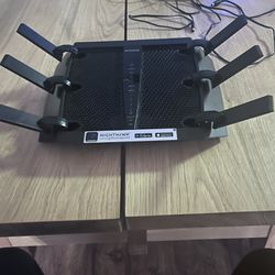 NIGHTHAWK NETGEAR router