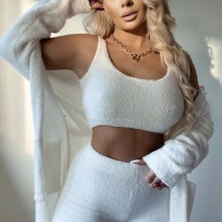 Fashion Nova Cozy 3 piece outfit (Ivory)