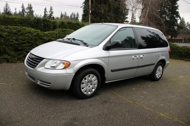 2006 Chrysler Town & Country Base 74K MILES